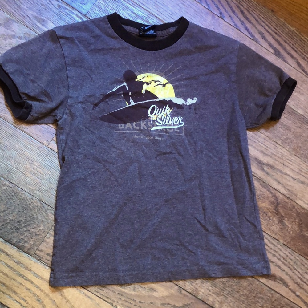 Quicksilver T shirt